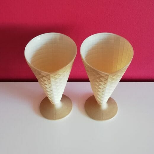 Set van 4 ijshoorntjes van glas