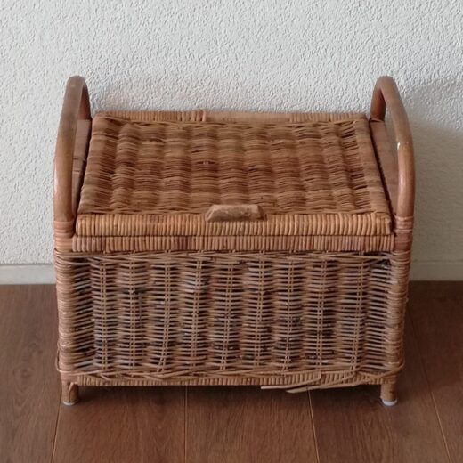 Rieten opbergkist met klepdeksel