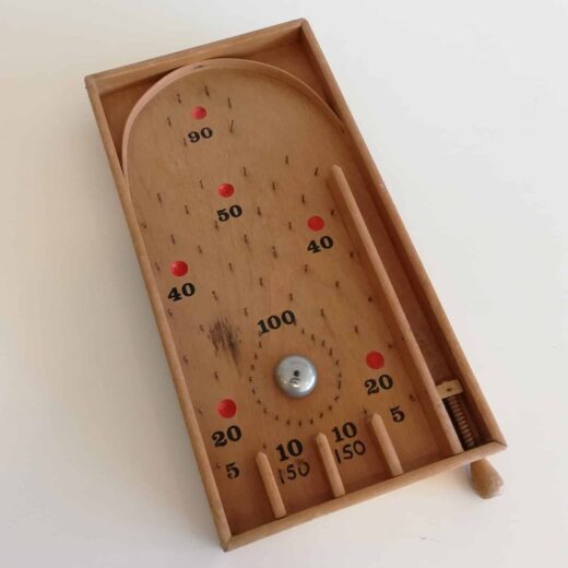 Vintage houten knikkerbak / trekbiljart / pinball