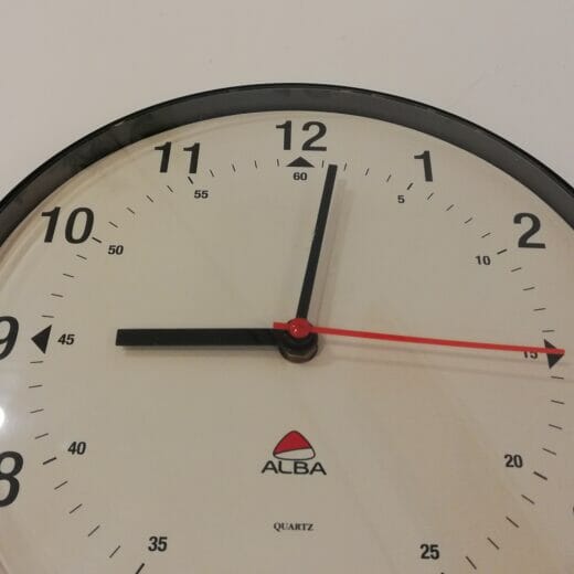 Quartz klok van Alba