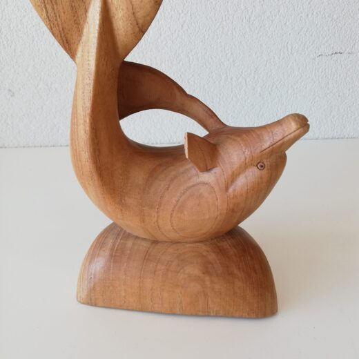 Houten beeld dolfijnen