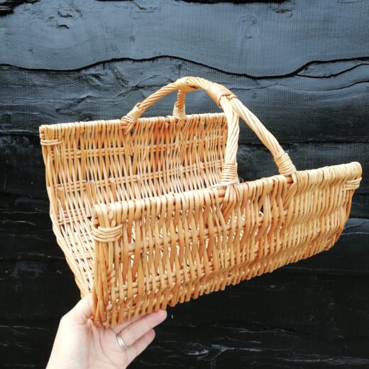 Rotan lectuurmand