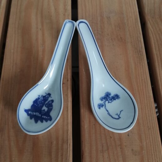 Set van 2 oude Chinese lepels