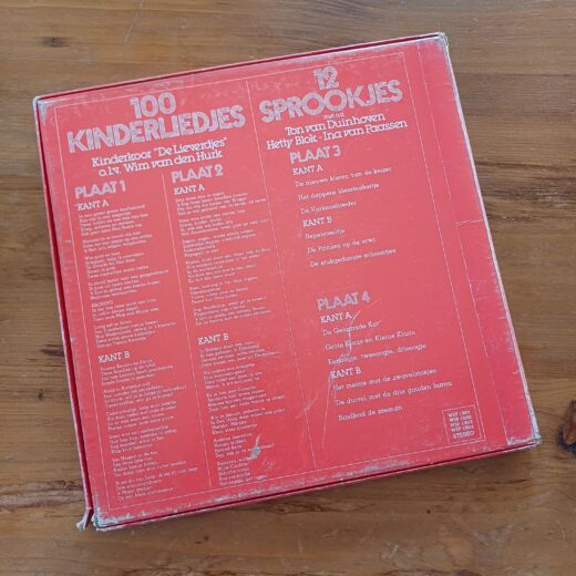 LP 100 kinderliedjes en 12 sprookjes