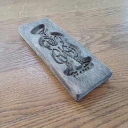 Oude handgestoken speculaasplank