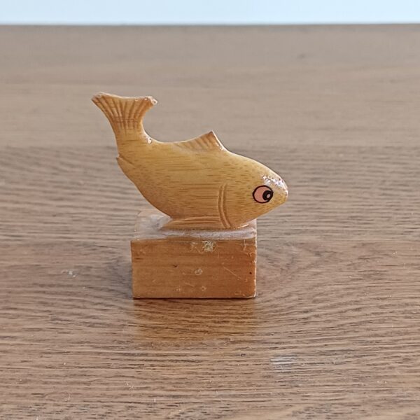 Vintage houten puntenslijper vis