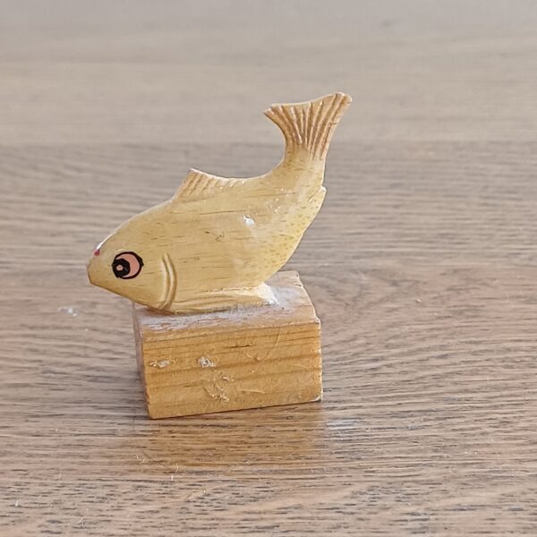 Vintage houten puntenslijper vis