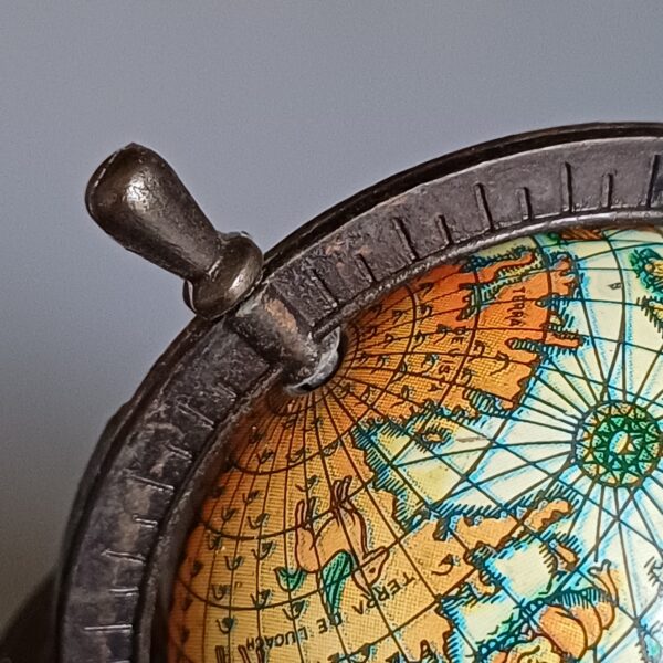 Globe - decoratieve puntenslijper