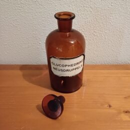 Bruine apothekerspot neusdruppels