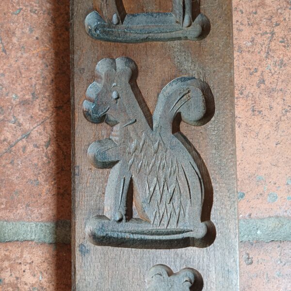 Oude speculaasplank met 3 dieren