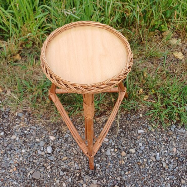 Rotan plantentafeltje