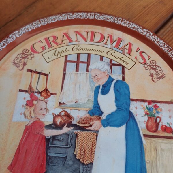 Blik Grandma's apple cinnamon cookies