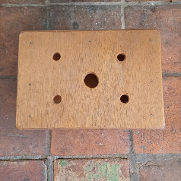 Houten voetenstoof
