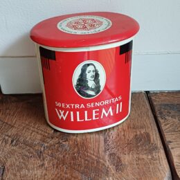 Ovaal blik Willem II rood