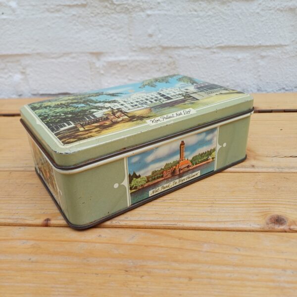 Vintage blik met diverse afbeeldingen