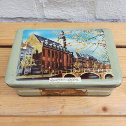 Vintage blik met afbeeldingen van Leiden