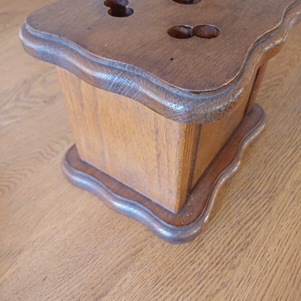Houten voetenstoof