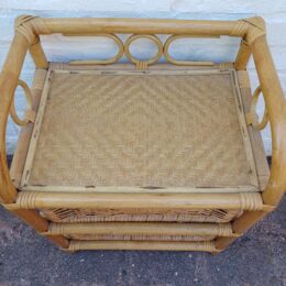 Rotan ladenkastje met 2 lades