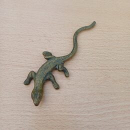 Messing salamander