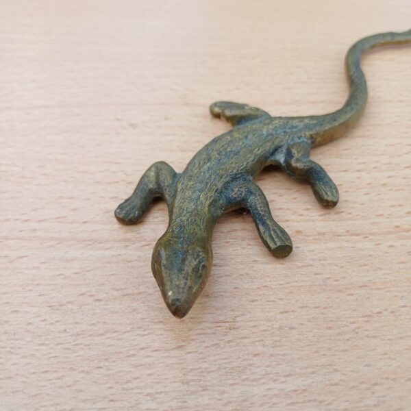 Messing salamander