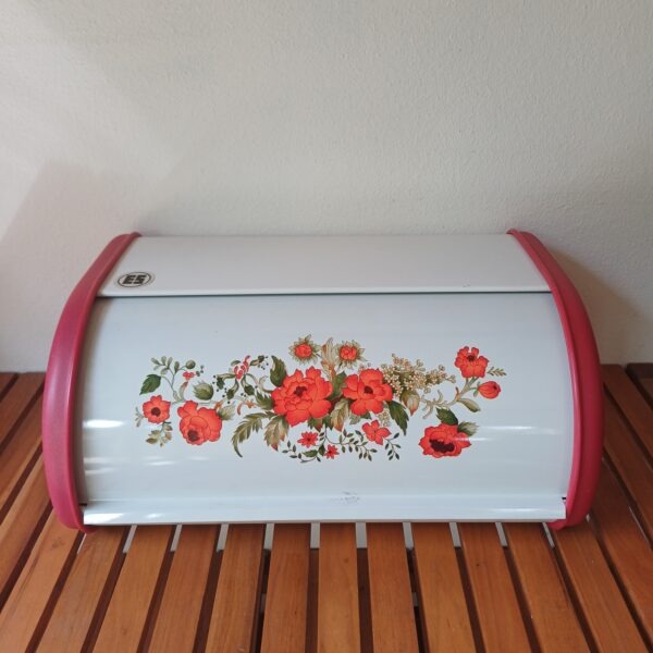 Vintage brooddoos met bloemen