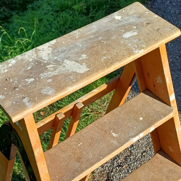 Oude houten trap