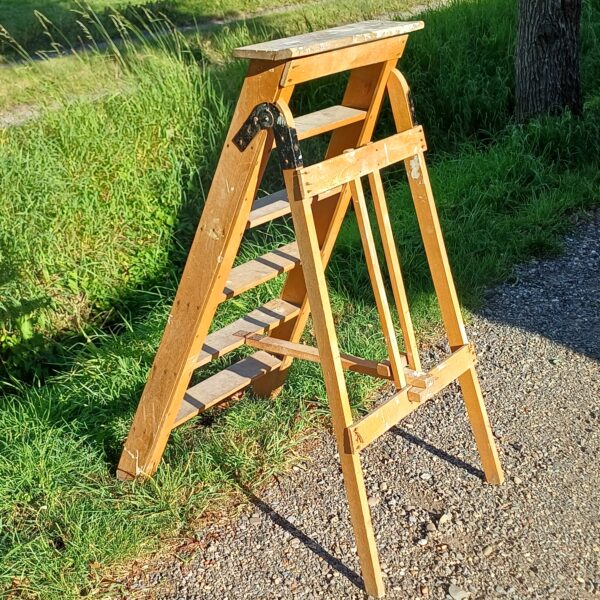 Oude houten trap