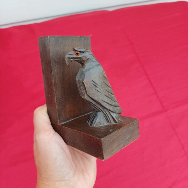 Boekensteunen roofvogels