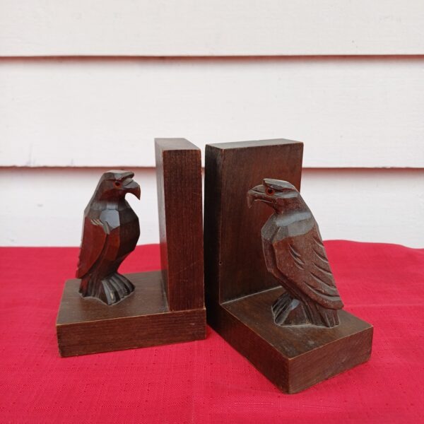 Boekensteunen roofvogels