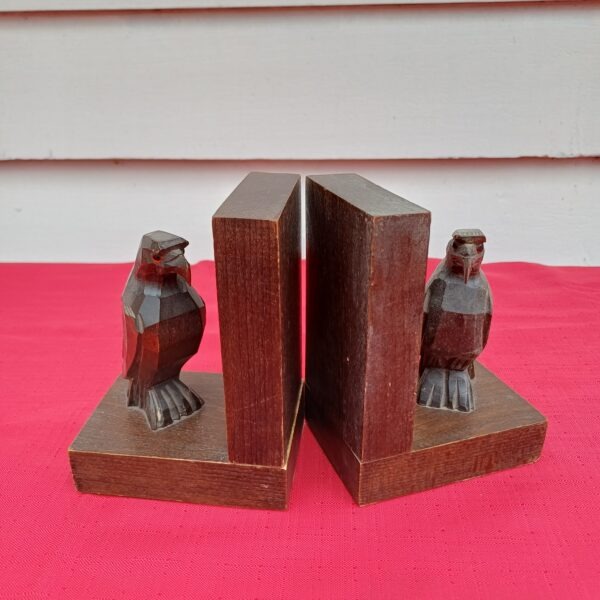 Boekensteunen roofvogels