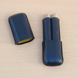 Zwart leren sigarenkoker