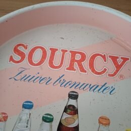 Vintage dienblad Sourcy