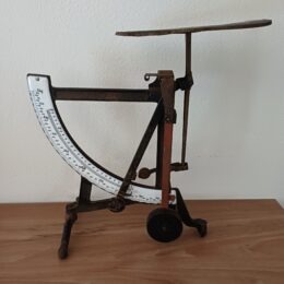 Vintage postweegschaal