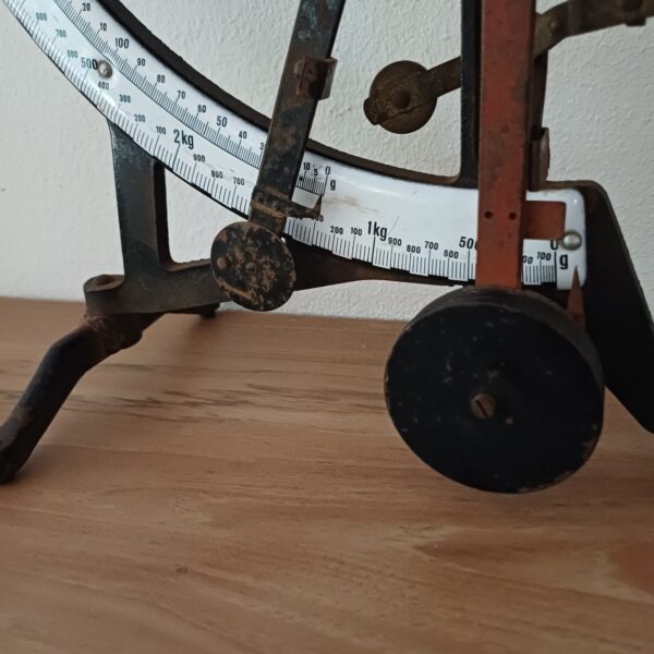 Vintage postweegschaal